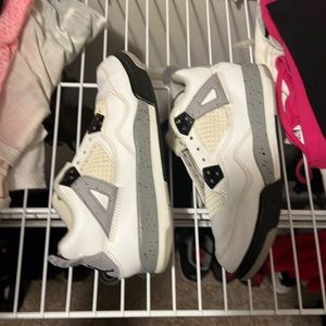 Size two in kids very good condition